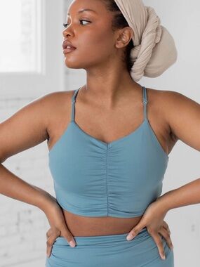 SAVVI Celine Sports Bra